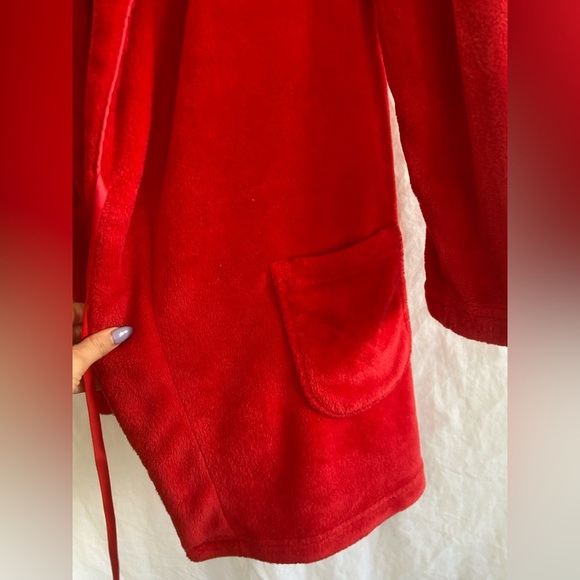 Victoria's Secret The Cozy Plush Short Robe Size XS - Picture 10 of 16